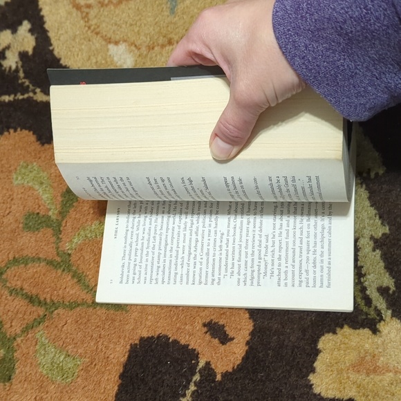 Book - Picture 3 of 4